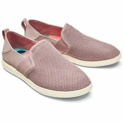 OluKai Women's Hale'iwa Casual Shoes -SANDALS & FLIP-FLOPS SHOP 666b4070 2101 4c3d 80ab b20903f11905