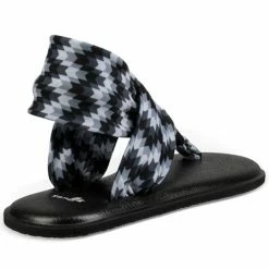 Sanuk Girl's Lil Yoga Sling 2 Prints Sandals 8 Sanuk Girl's Lil Yoga Sling 2 Prints Sandals -SANDALS & FLIP-FLOPS SHOP b82f3567 d8e7 4ded 89d3 7f92ae2e1595