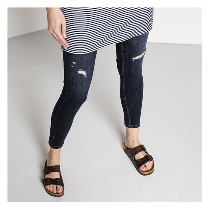 Birkenstock Women's Narrow Arizona Soft Footbed Oiled Leather Sandals 5 Birkenstock Women's Narrow Arizona Soft Footbed Oiled Leather Sandals - Image 5