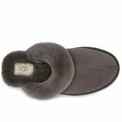 UGG Women's Scuffette II Slippers -SANDALS & FLIP-FLOPS SHOP e81fd480 ebaf 4c71 ad03 122e6be374bd