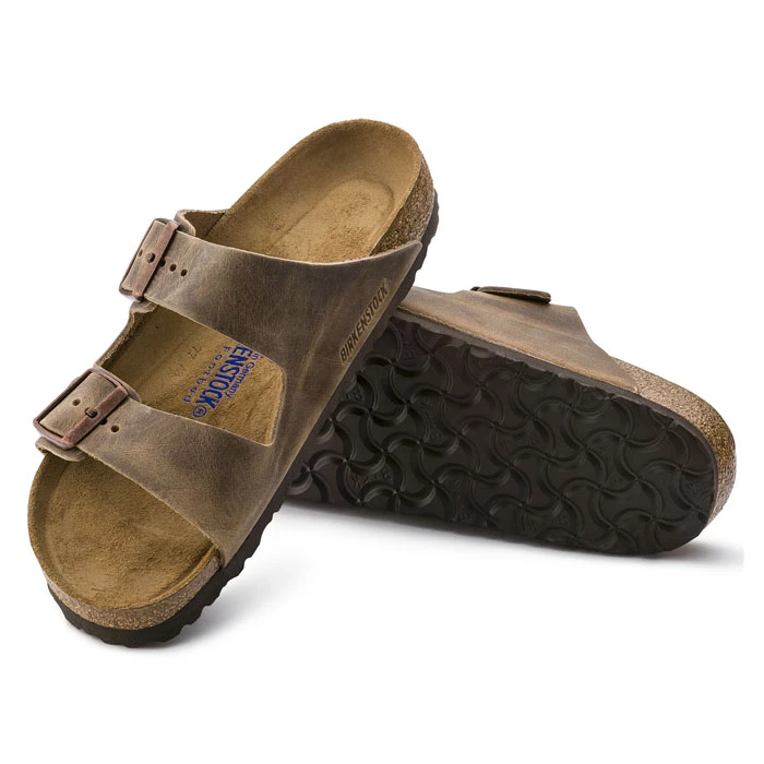 Birkenstock Women's Arizona Soft Footbed Oiled Leather Casual Sandals 4 Birkenstock Women's Arizona Soft Footbed Oiled Leather Casual Sandals - Image 4