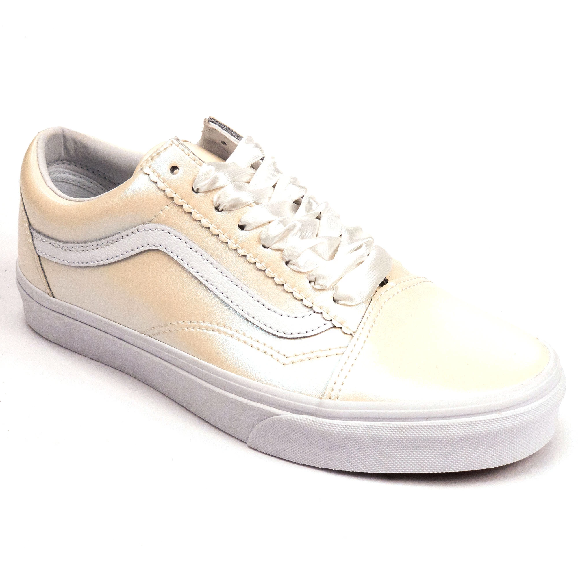 Vans Women's Old Skool Casual Shoes White 3 Vans Women's Old Skool Casual Shoes White - Image 3
